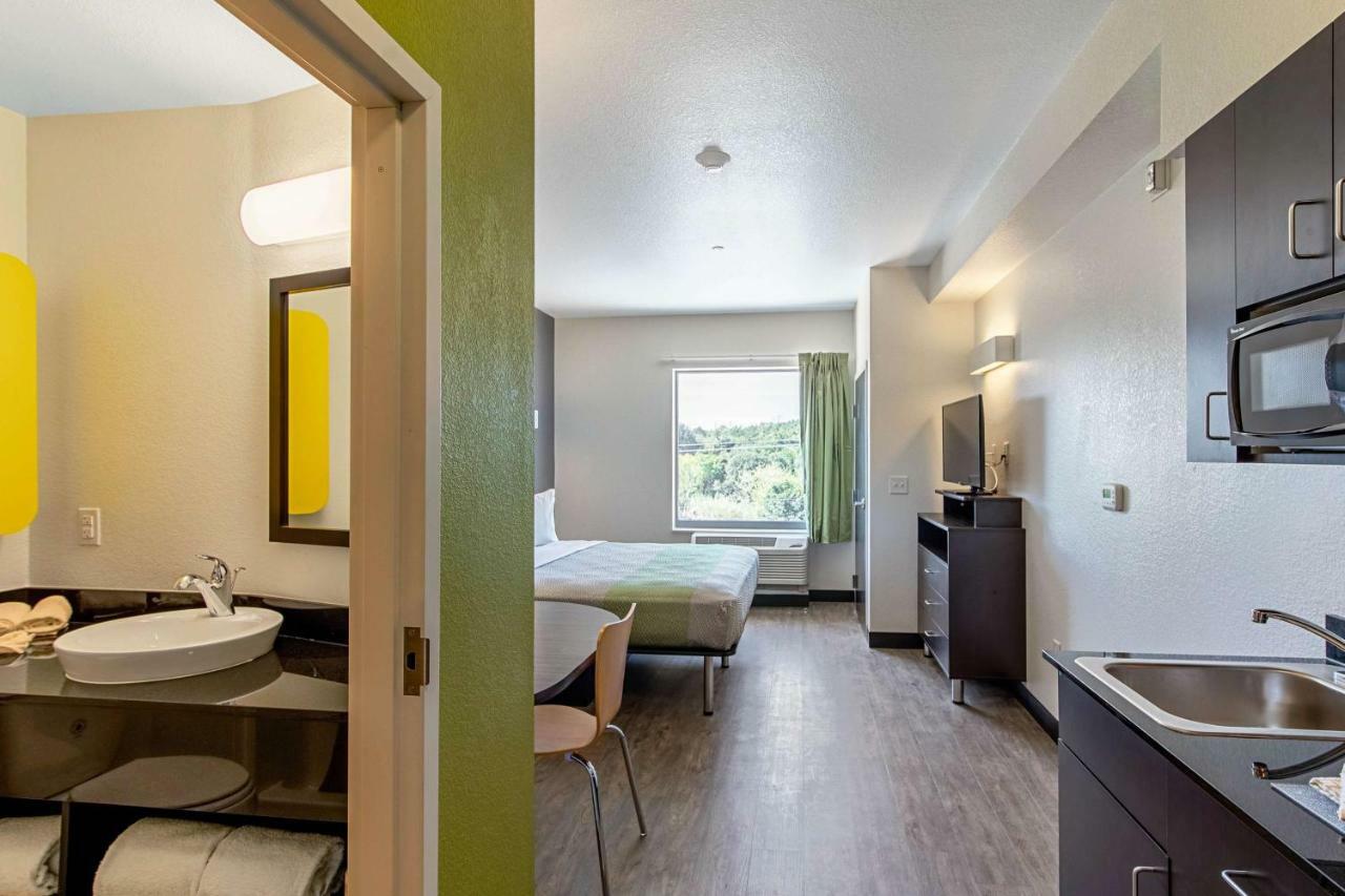 Studio 6 Austin Airport Εξωτερικό φωτογραφία