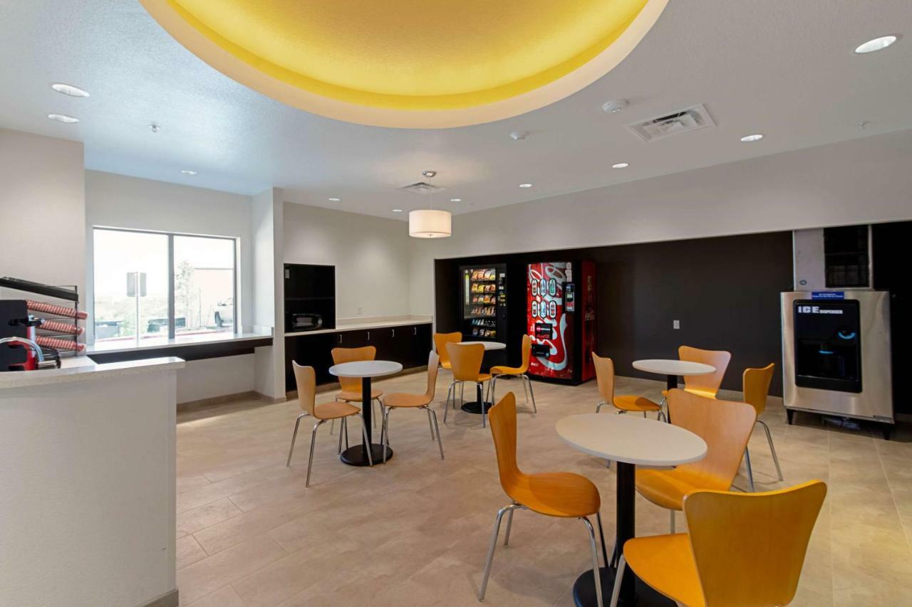 Studio 6 Austin Airport Εξωτερικό φωτογραφία