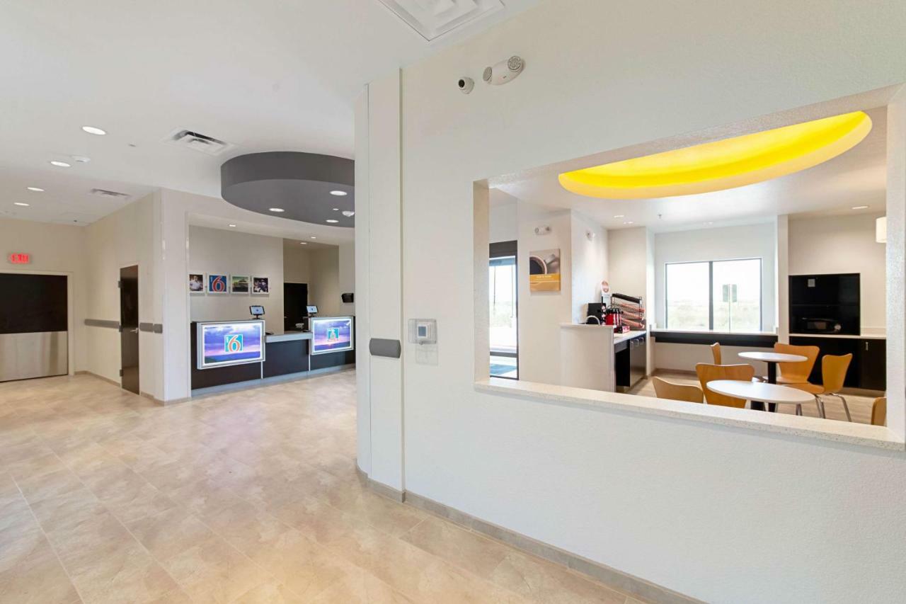 Studio 6 Austin Airport Εξωτερικό φωτογραφία