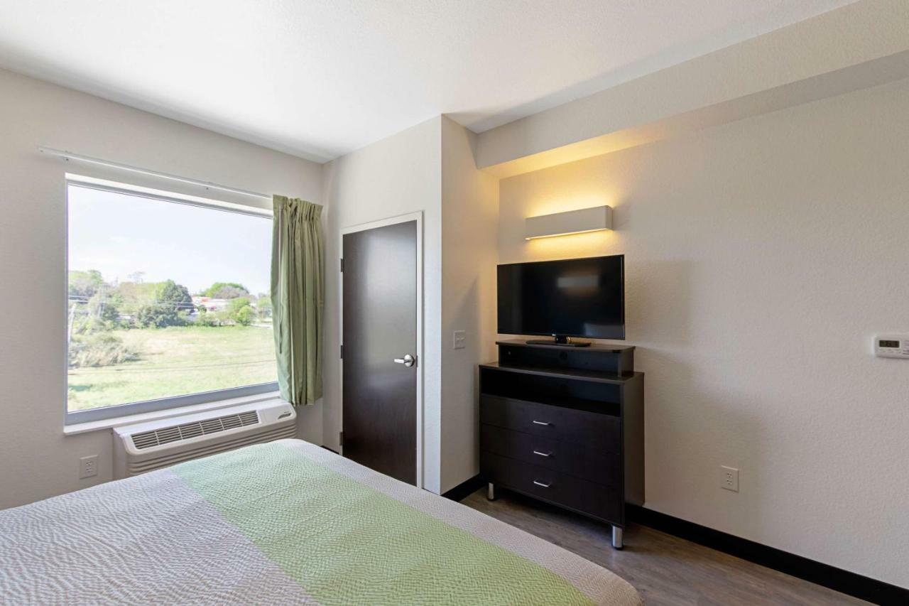 Studio 6 Austin Airport Εξωτερικό φωτογραφία
